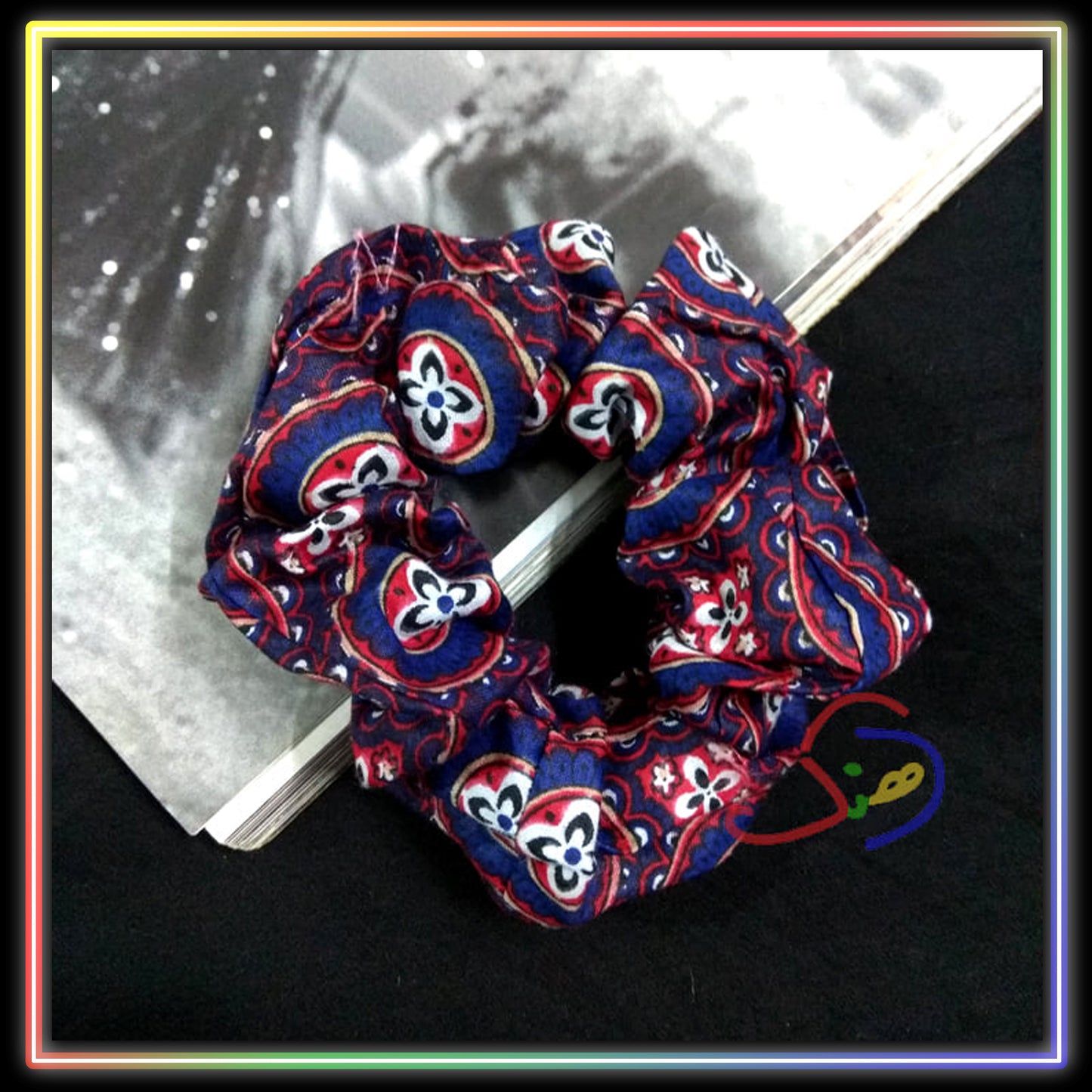 Ajrak Scrunchie (blue)