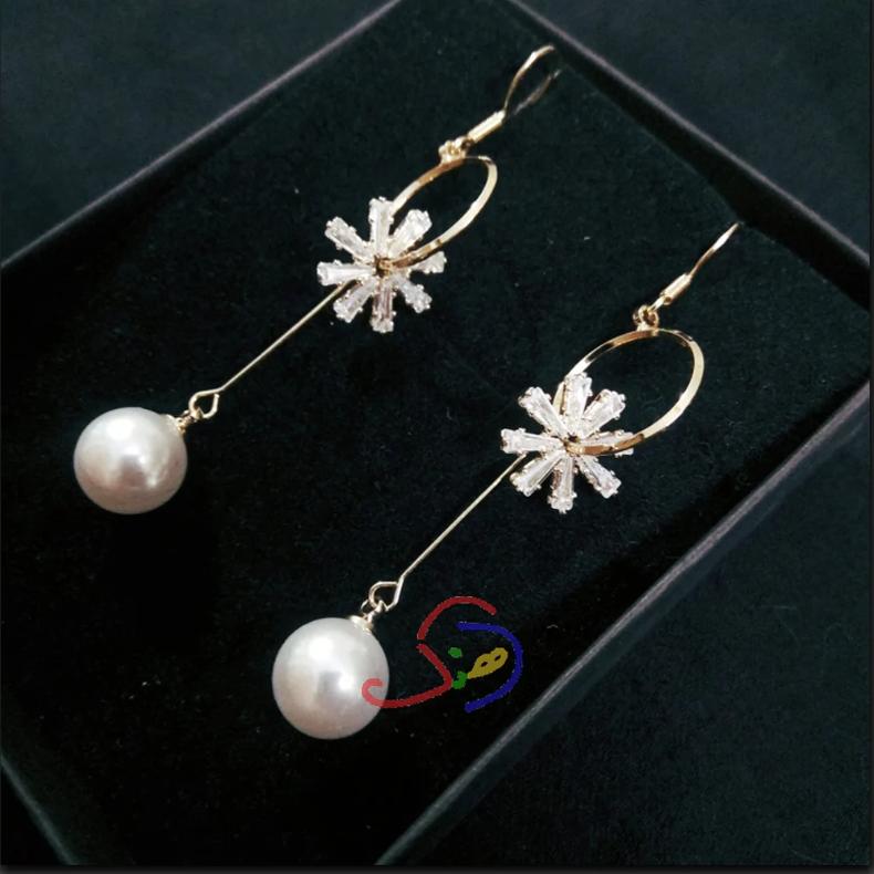 Pearly Daisy Earrings