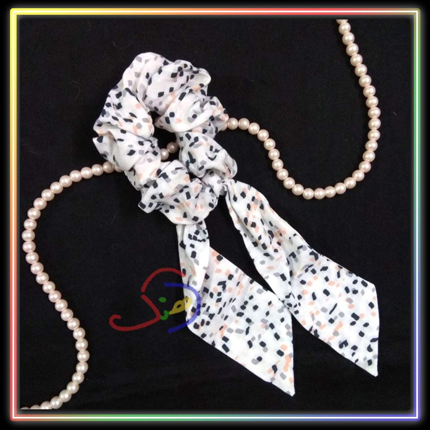 Bow Scrunchie (Bricks)