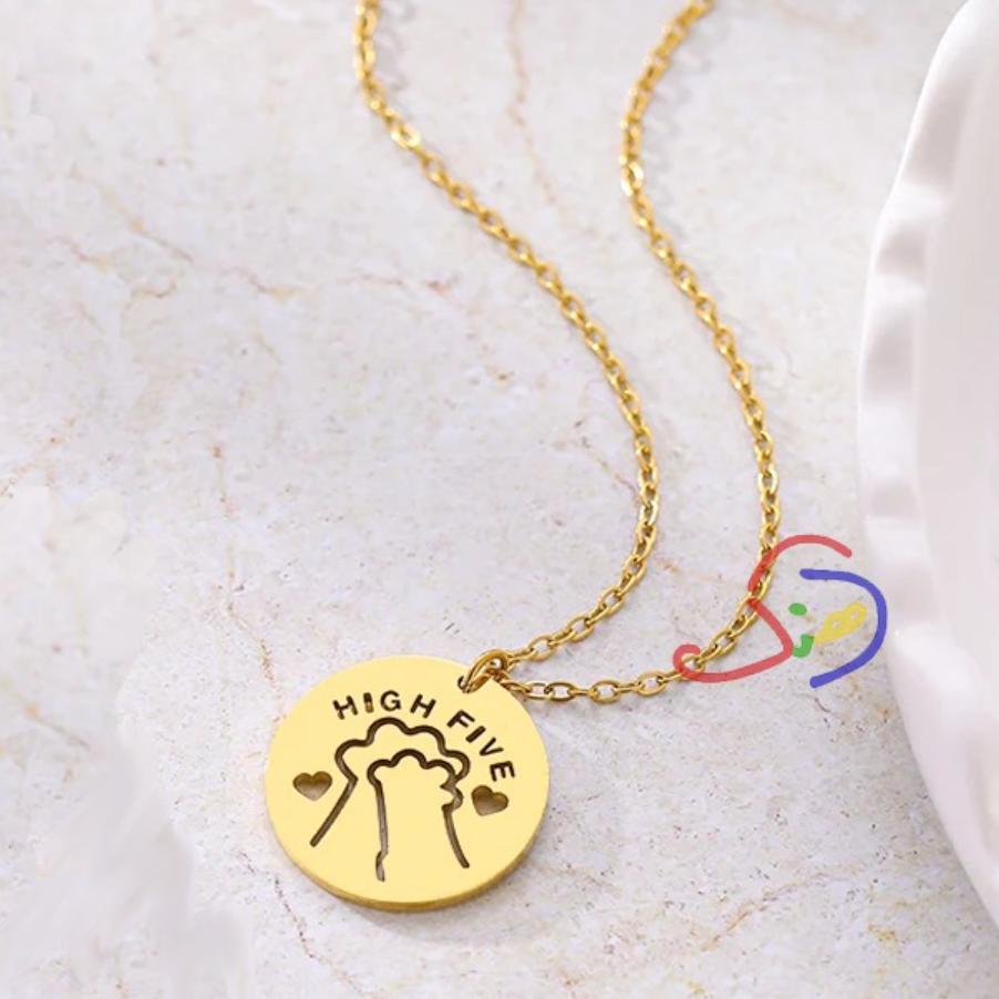 High-Five Necklace