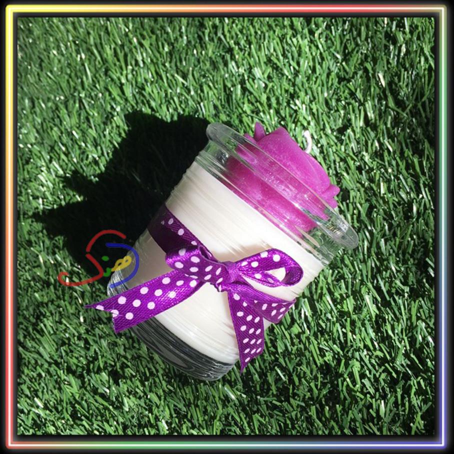 Exclusive Rosette Candle