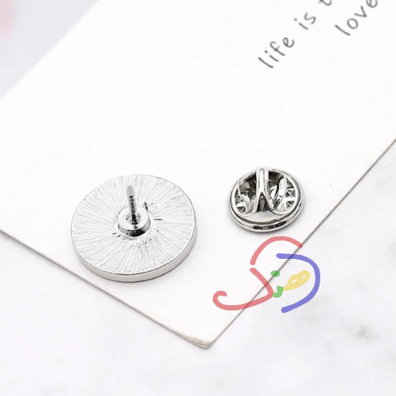 Libra / Lawyer / Scale Brooch