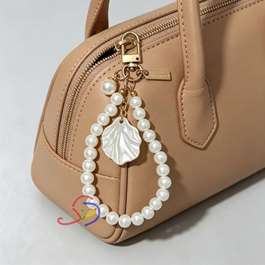 Shell Pearl Keychain