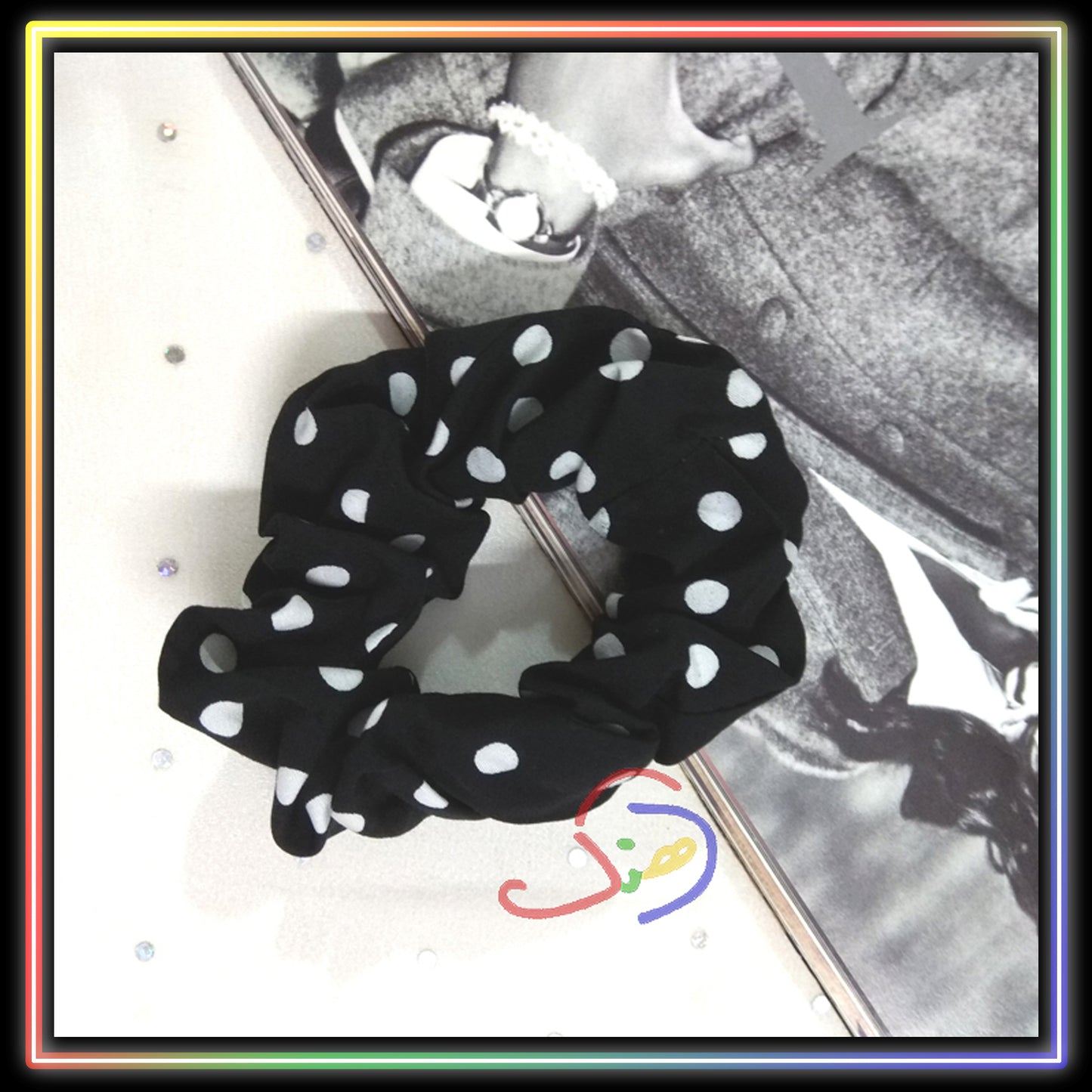 Dotted Scrunchie