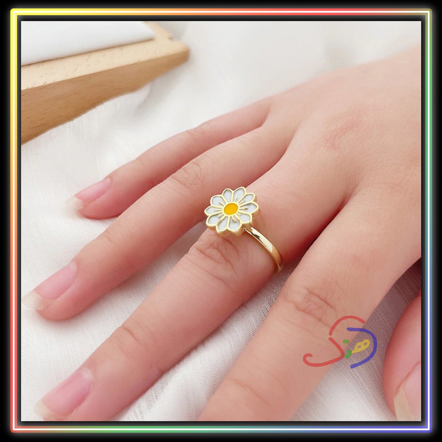 Daisy Rotatable Ring
