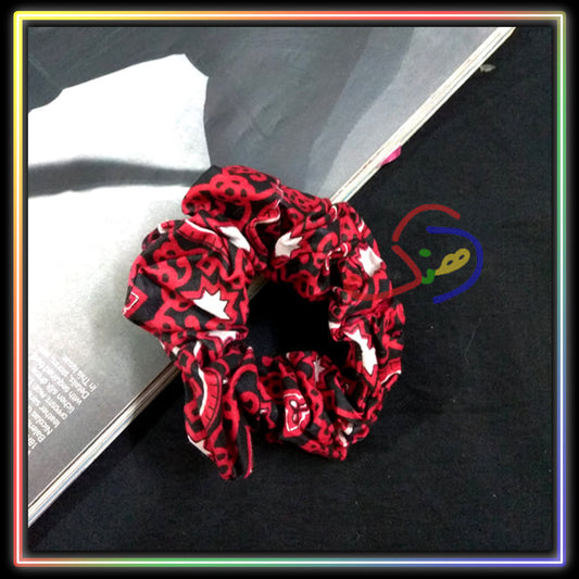 Ajrak Scrunchie (red)