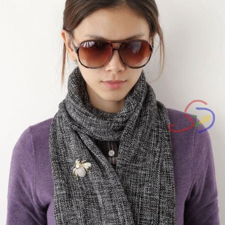 Bee Brooch
