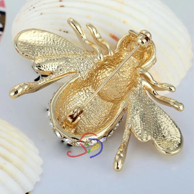 Bee Brooch