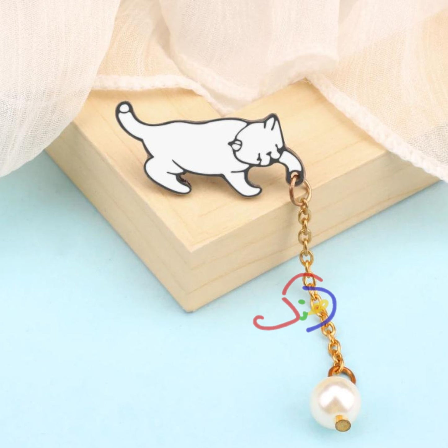 Cute Cat Brooch Pin