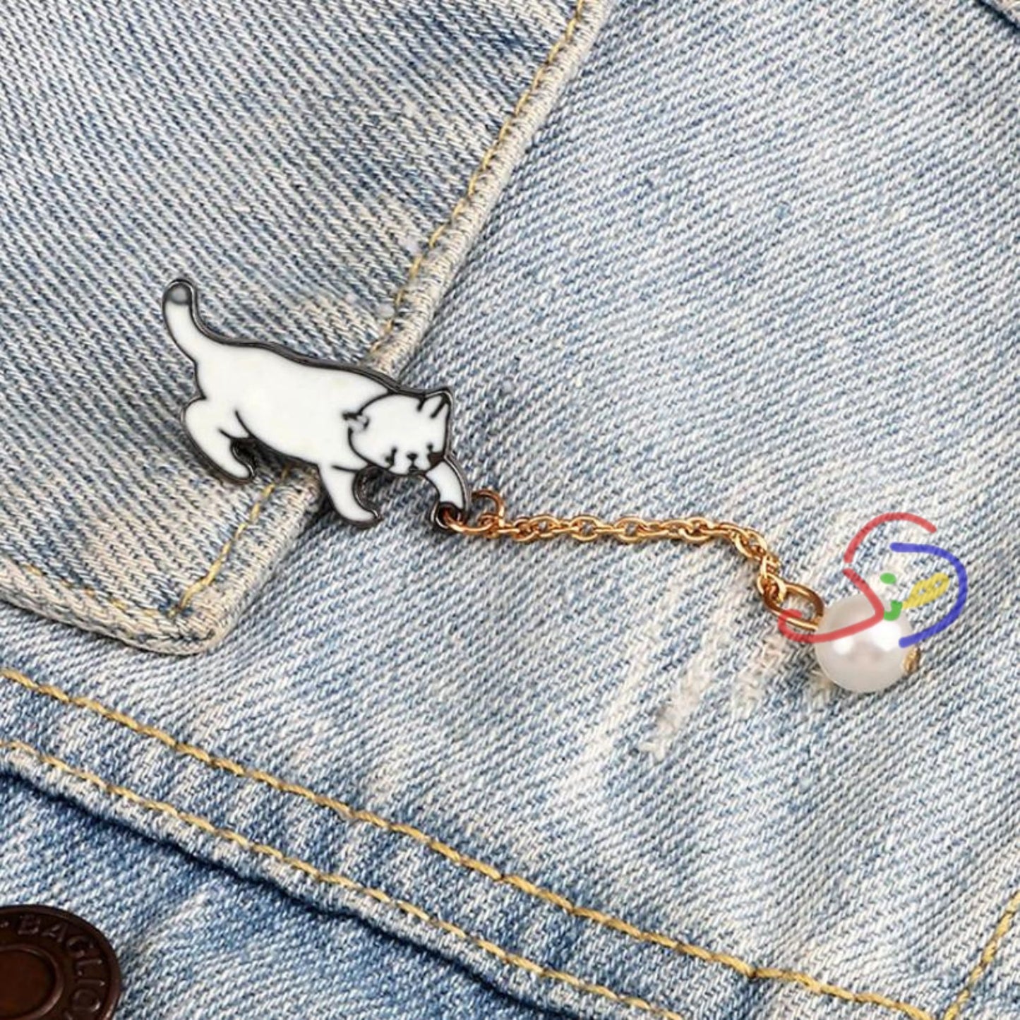 Cute Cat Brooch Pin