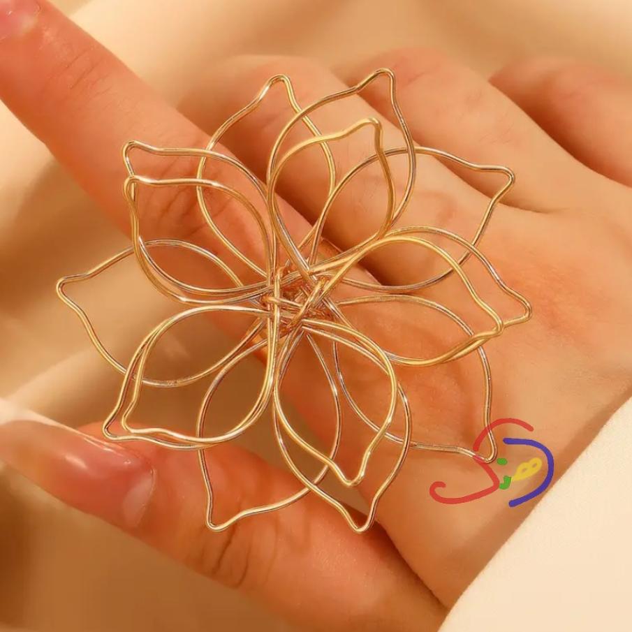 Minimalist Floral Ring