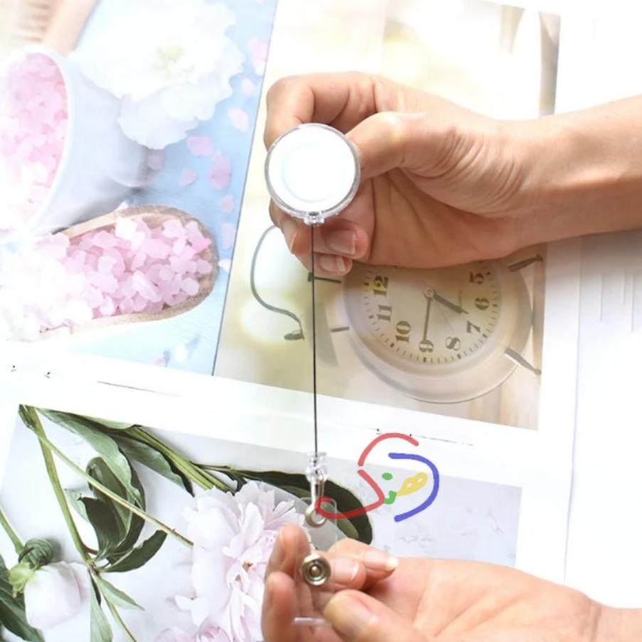 Retractable Card Holder (Happy Tooth)