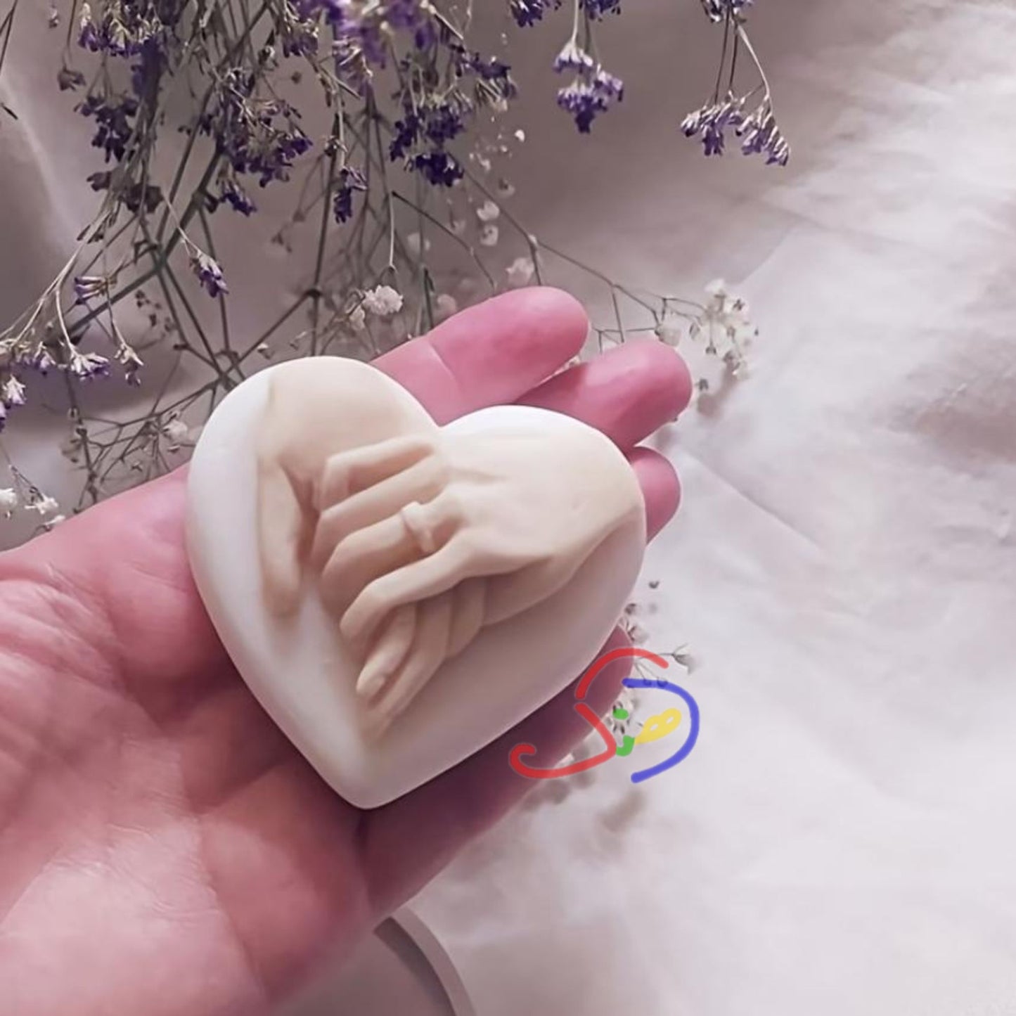 Hand-Holding Heart Mold