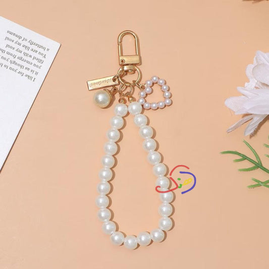Hearty Pearl Charm