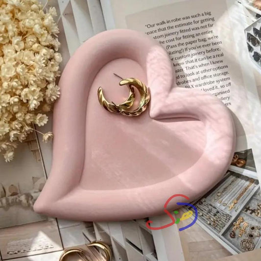 Charming Heart Tray