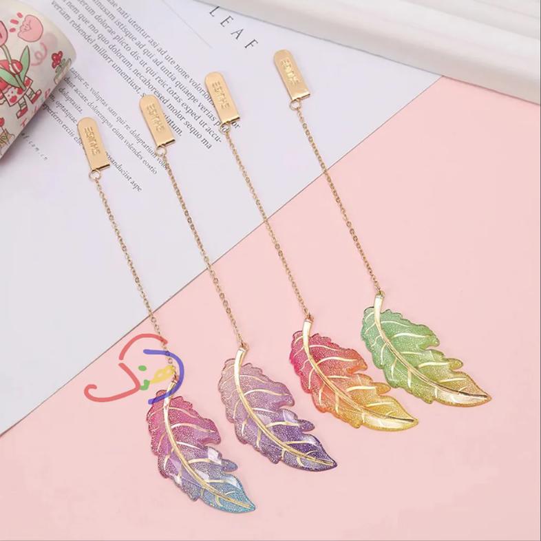 Gorgeous Leaf Bookmark