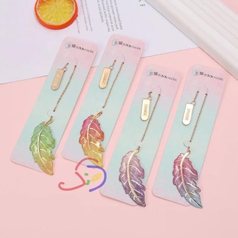 Gorgeous Leaf Bookmark