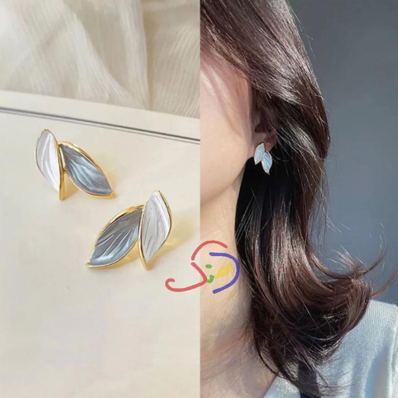 Enamel Leafy Earstuds