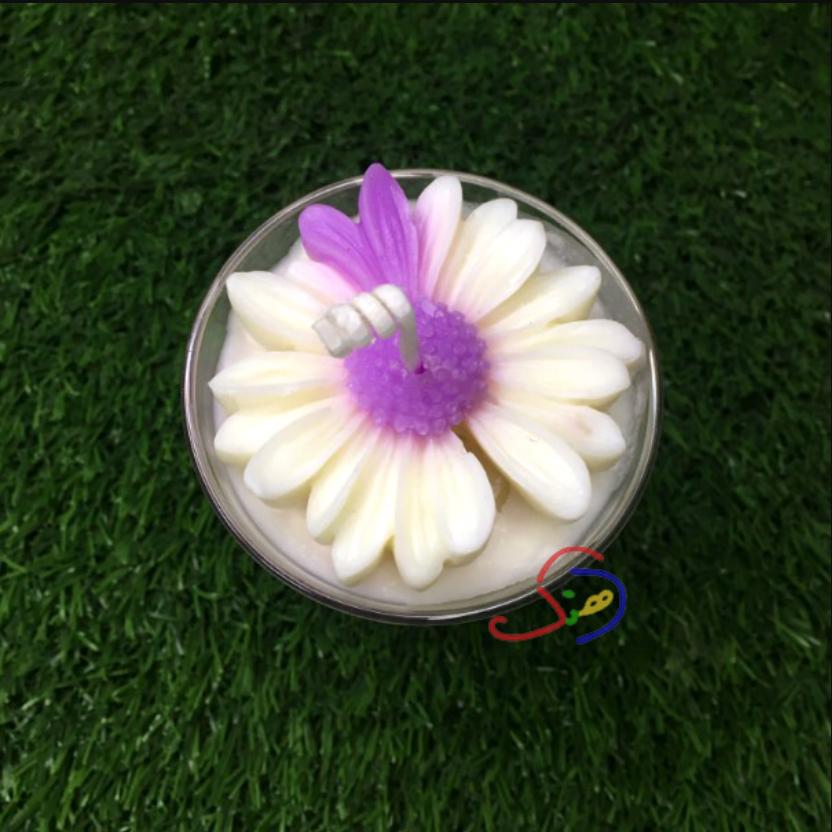 Marbled Daisy Candle