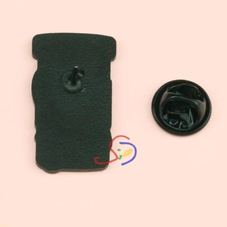 Music Brooch
