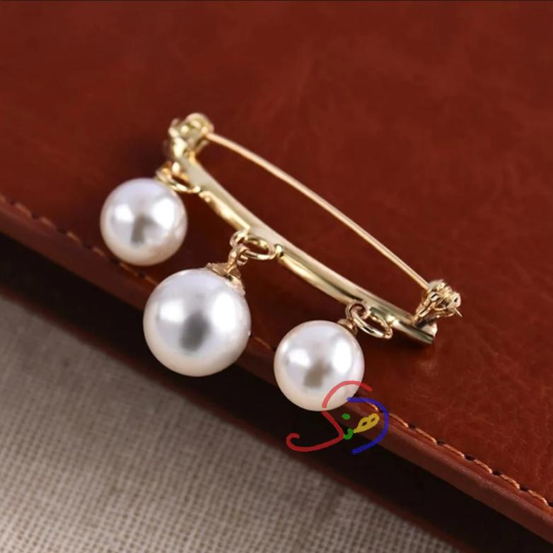Pearly Cardigan Brooch