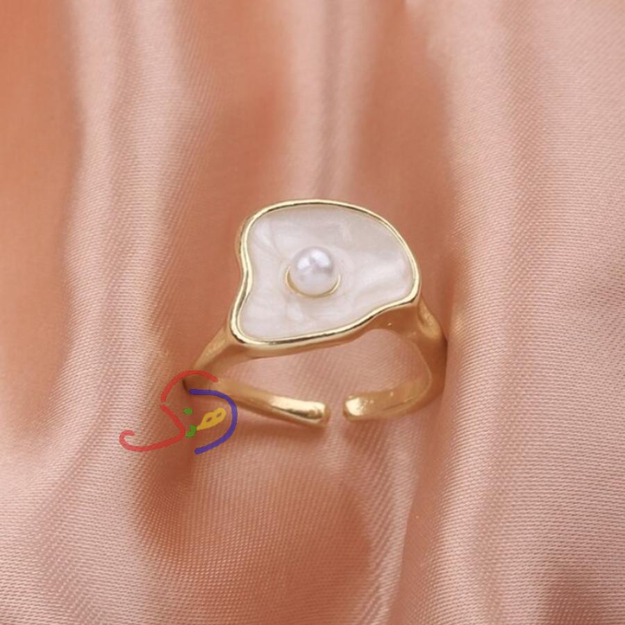 Pearl Ring