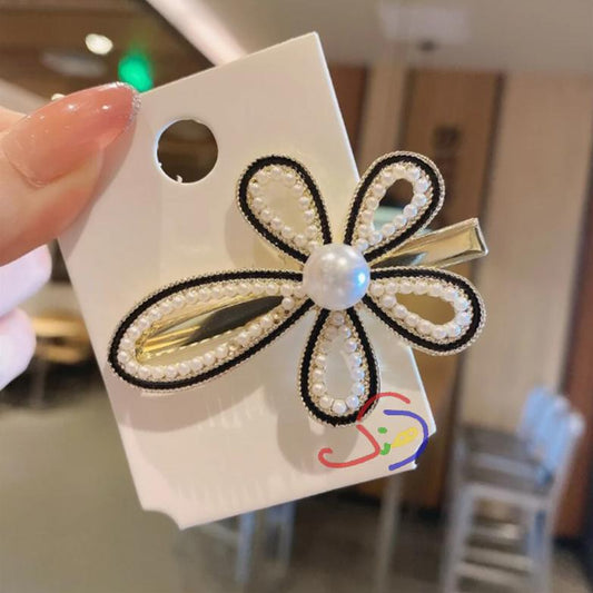 Pearly Hair Clip (Floral)