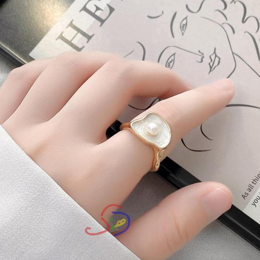 Pearl Ring