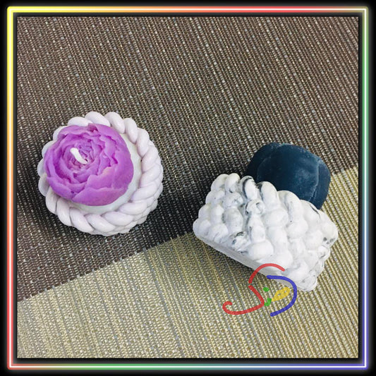 Tangled in Love Candle