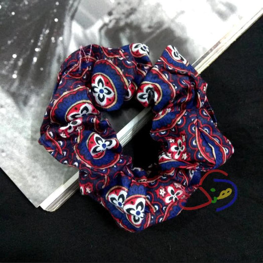 Ajrak Scrunchie (blue)