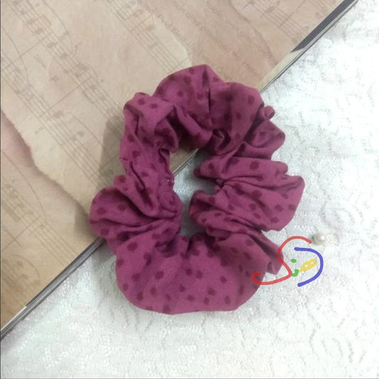 Dot Dot Scrunchie