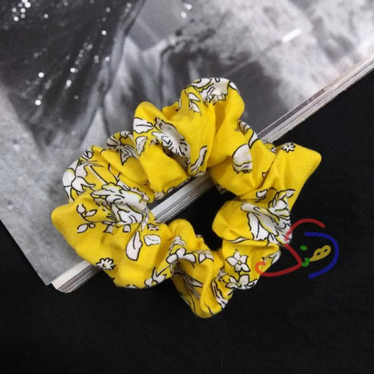 Trendy Scrunchie