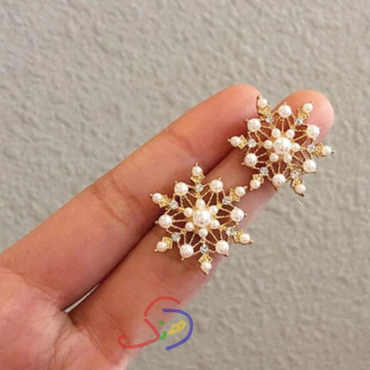 Pearly Snowflake Earrings