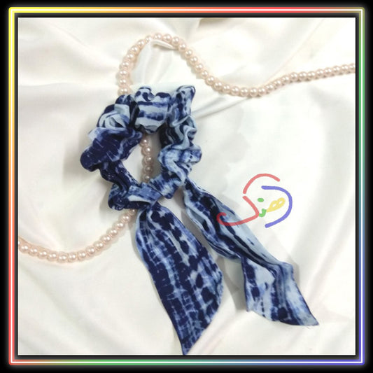 Bow Scrunchie (tie n Dye)