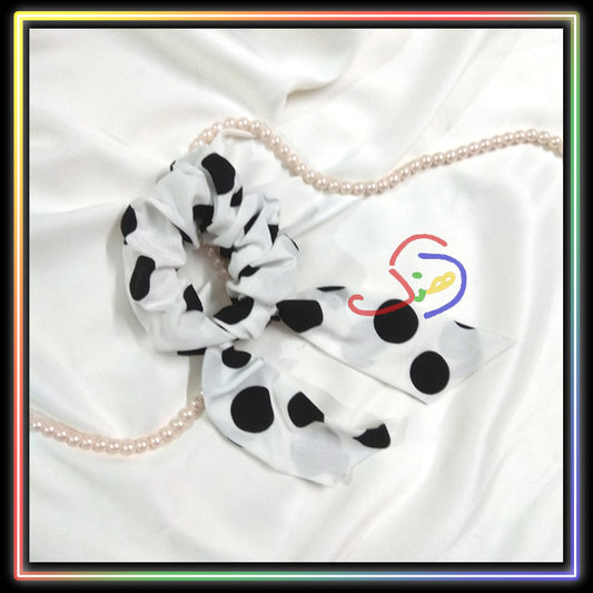 Bow Scrunchie (Big Polka Dots)