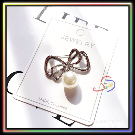 Pearly Brooch (Bow)