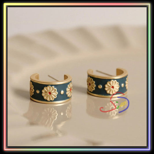 Daisy Hoop Earrings